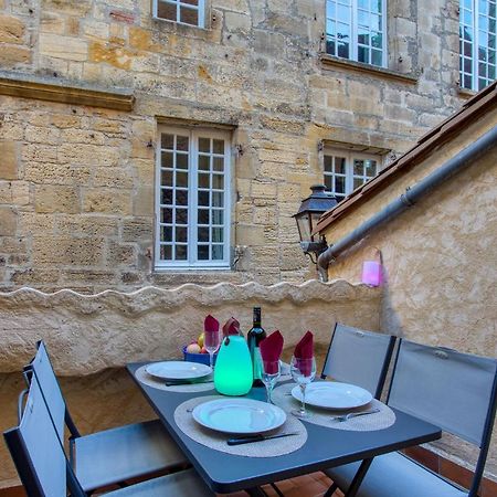Chez Alice Appartement En Plein Centre Ville サルラ・ラ・カネダ エクステリア 写真