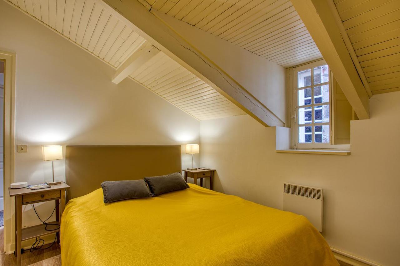 Chez Alice Appartement En Plein Centre Ville サルラ・ラ・カネダ エクステリア 写真