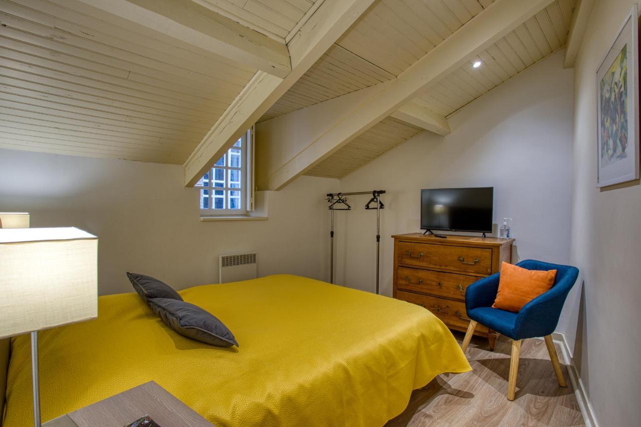 Chez Alice Appartement En Plein Centre Ville サルラ・ラ・カネダ エクステリア 写真