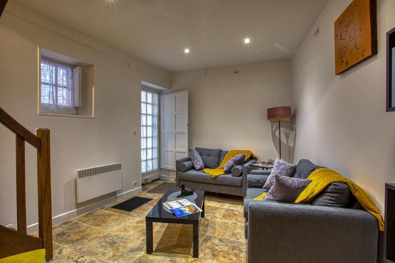 Chez Alice Appartement En Plein Centre Ville サルラ・ラ・カネダ エクステリア 写真