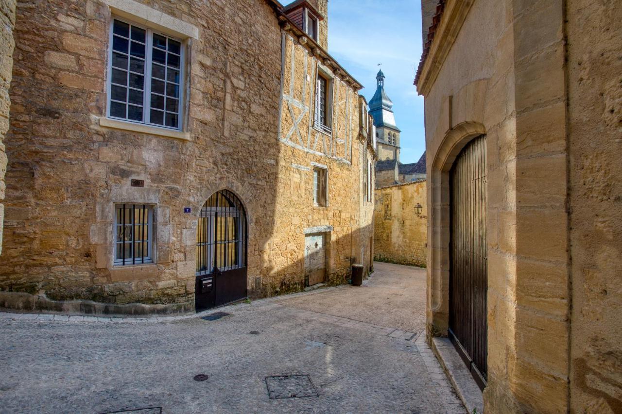 Chez Alice Appartement En Plein Centre Ville サルラ・ラ・カネダ エクステリア 写真